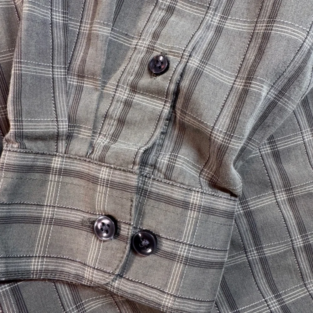 Van Heusen Mens Wrinkle Free Plaid Button Down Shirt XL Olive Long Sleeve Casual
